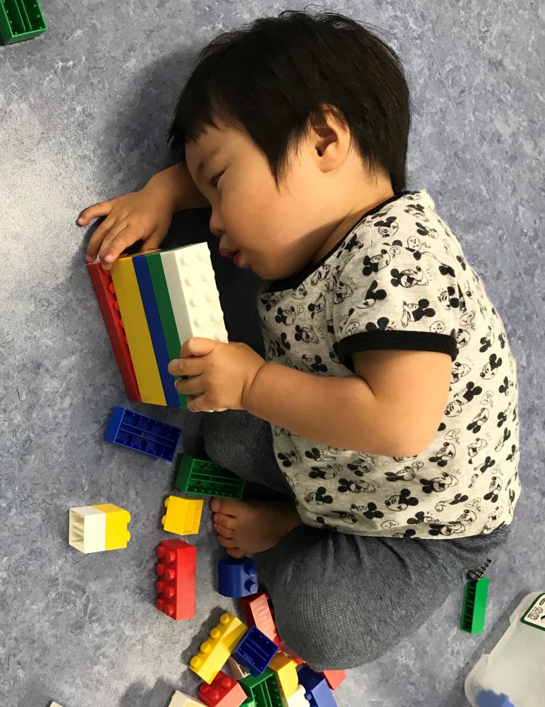 ブロック遊び