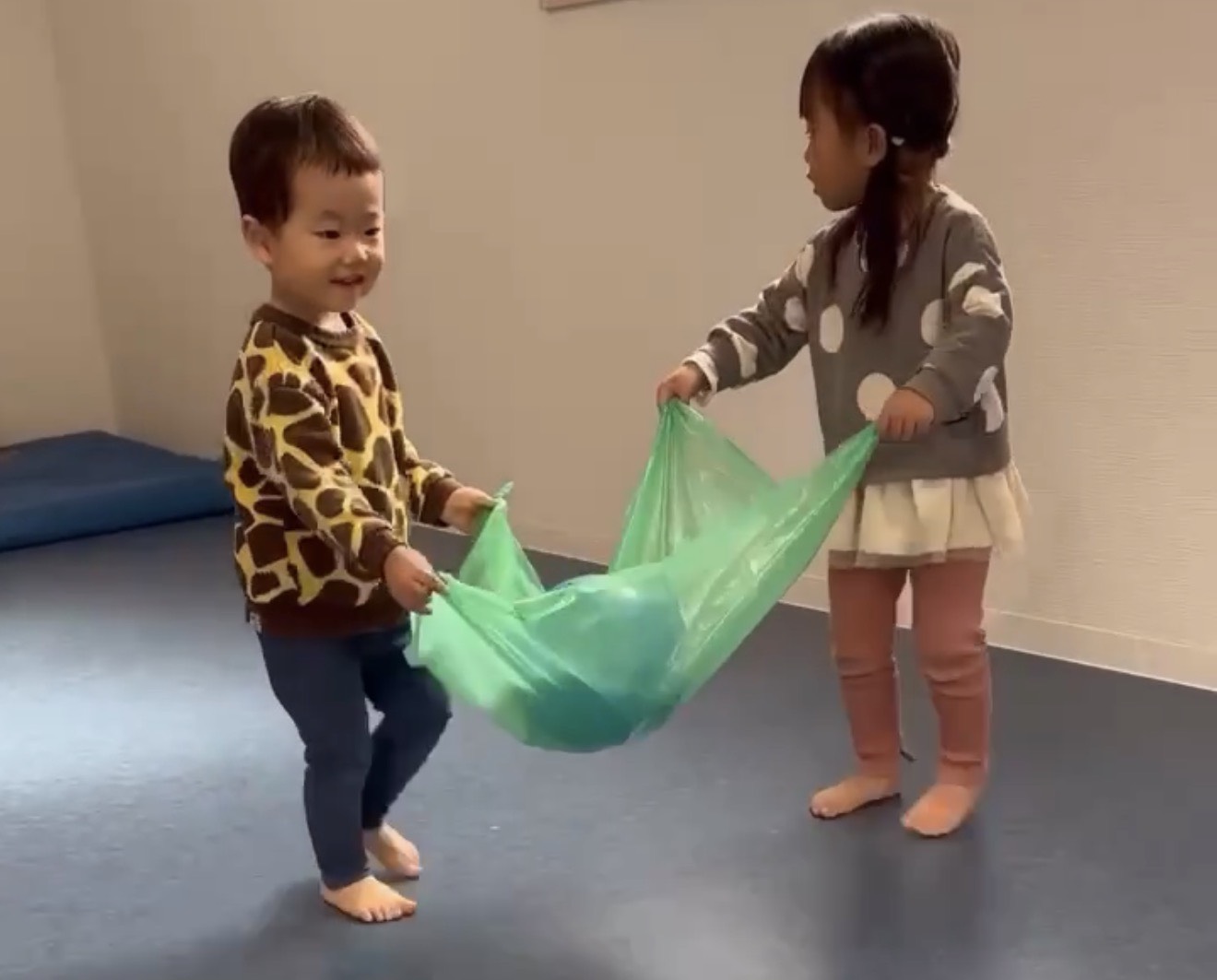 🌈ボール運びで感覚統合あそび⚽️✨